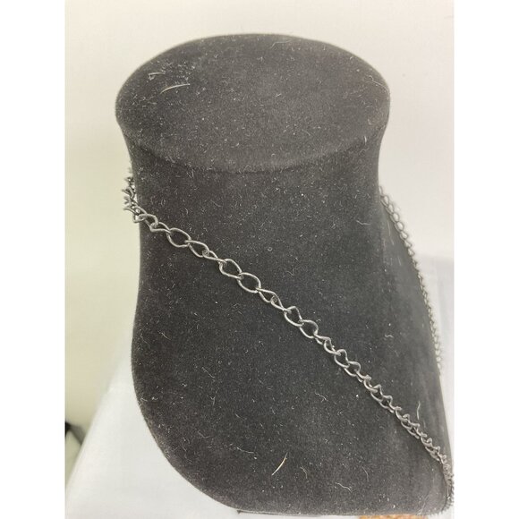 Long Chain Necklace With Decorative Tassel Pendant - Picture 4 of 5